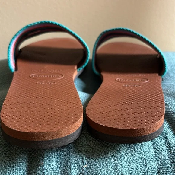 LIKE NEW Havaianas You Malta Mix Colorful Stripes Beach Slide Sandals Flip Flops - Picture 6 of 13